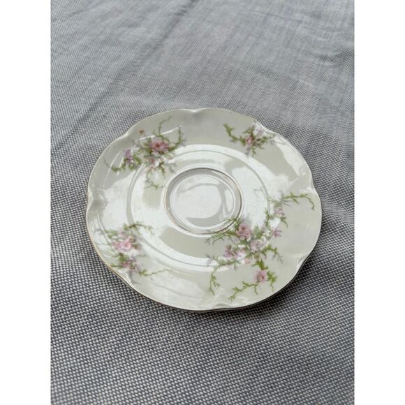 Theodore Haviland New York Made in America - ROSALINDE - Saucer (8) Available - Picture 1 of 5